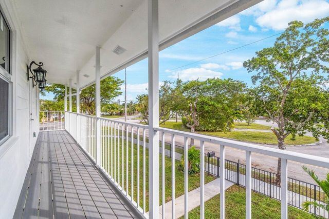 2233 Dock Street, West Palm Beach, FL 33401