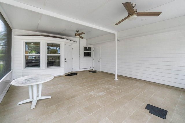 2233 Dock Street, West Palm Beach, FL 33401