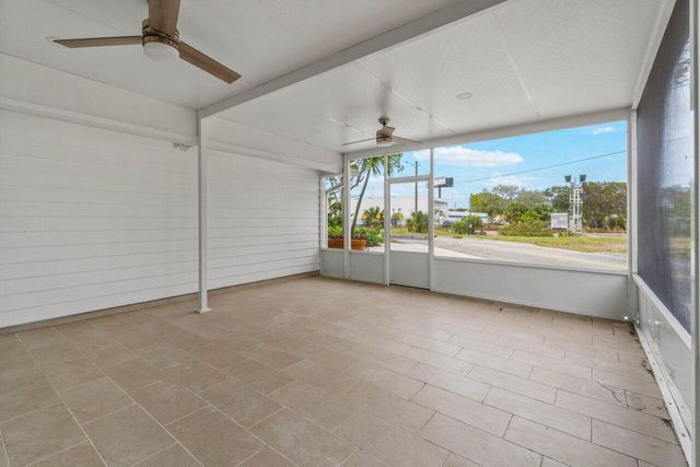 2233 Dock Street, West Palm Beach, FL 33401