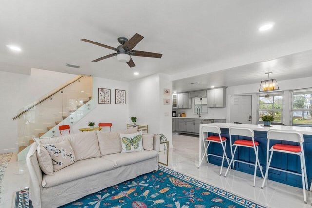 2233 Dock Street, West Palm Beach, FL 33401