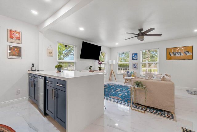 2233 Dock Street, West Palm Beach, FL 33401