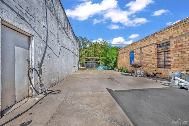 701 N Closner Boulevard, Edinburg, TX 78541