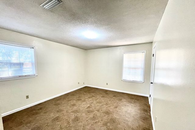 2003 Rock Spring Road, Dothan, AL 36303