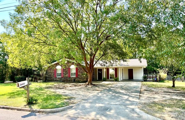 2003 Rock Spring Road, Dothan, AL 36303