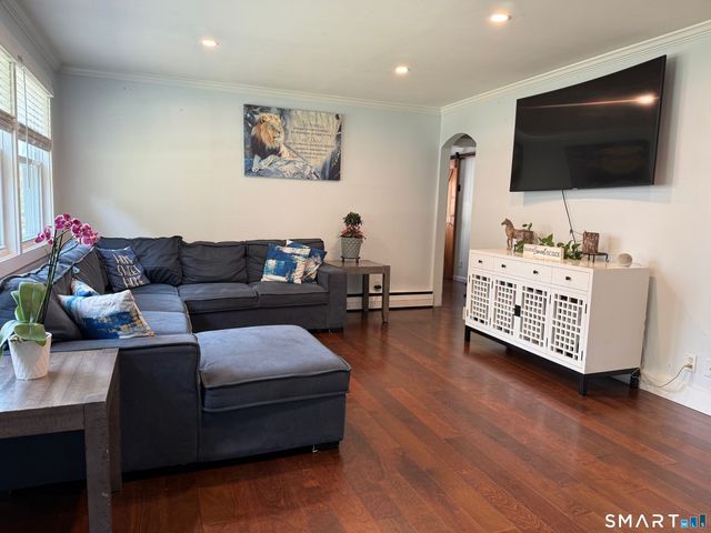 62 Bungalow Park, Stamford, CT 06902