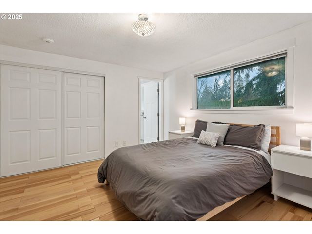 18800 Sw SANDRA Ln, Beaverton, OR 97003