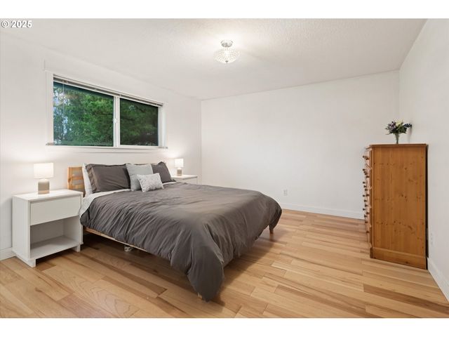 18800 Sw SANDRA Ln, Beaverton, OR 97003