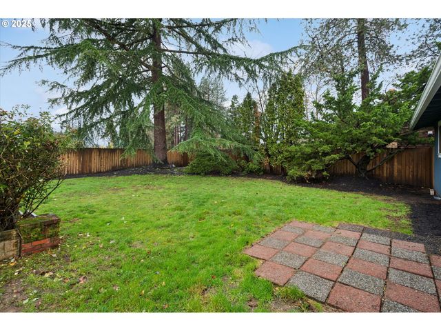 18800 Sw SANDRA Ln, Beaverton, OR 97003