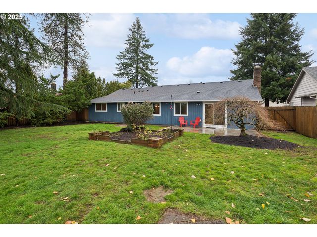 18800 Sw SANDRA Ln, Beaverton, OR 97003
