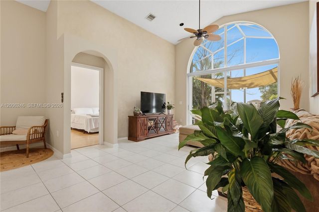 16284 NW 24th St, Pembroke Pines, FL 33028