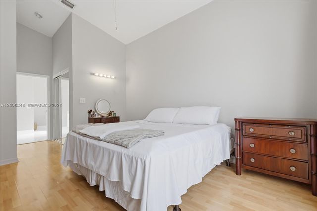 16284 NW 24th St, Pembroke Pines, FL 33028