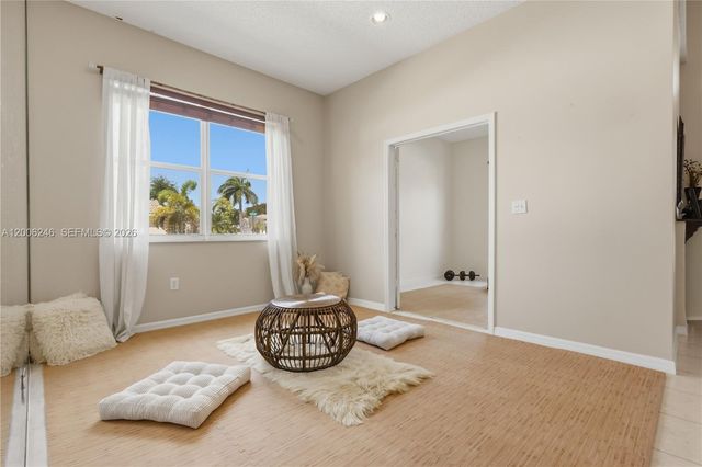 16284 NW 24th St, Pembroke Pines, FL 33028