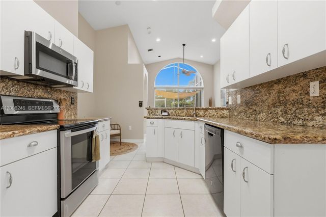 16284 NW 24th St, Pembroke Pines, FL 33028