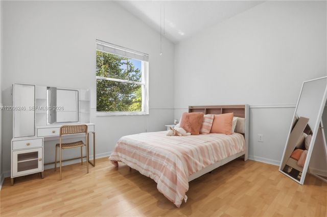 16284 NW 24th St, Pembroke Pines, FL 33028