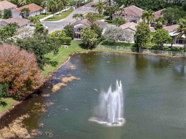 16284 NW 24th St, Pembroke Pines, FL 33028