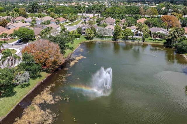 16284 NW 24th St, Pembroke Pines, FL 33028