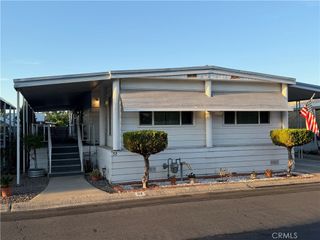320 N Park Vista 52, Anaheim, CA 92806