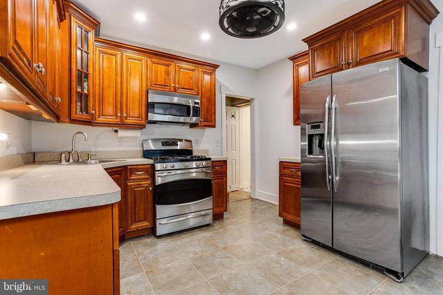 313 GATES ST, Philadelphia, PA 19128