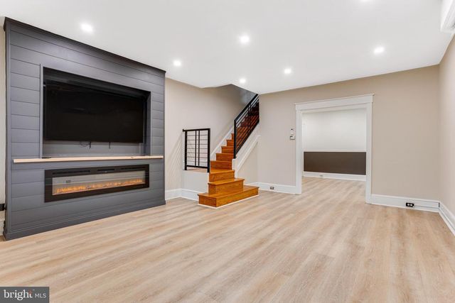 313 GATES ST, Philadelphia, PA 19128