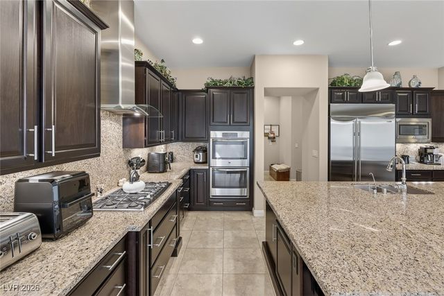 9697 Jamies Jewel Way, Las Vegas, NV 89149