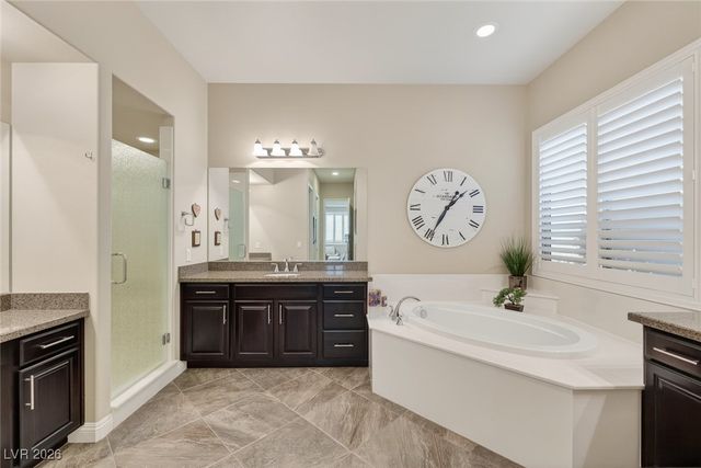 9697 Jamies Jewel Way, Las Vegas, NV 89149