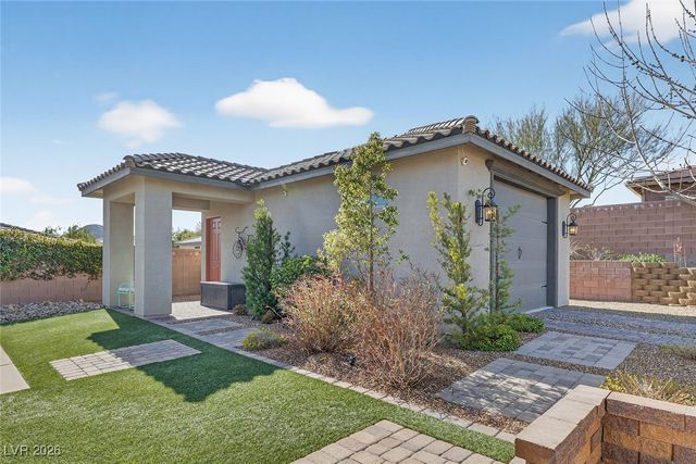 9697 Jamies Jewel Way, Las Vegas, NV 89149