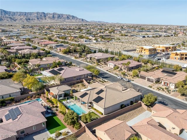 9697 Jamies Jewel Way, Las Vegas, NV 89149