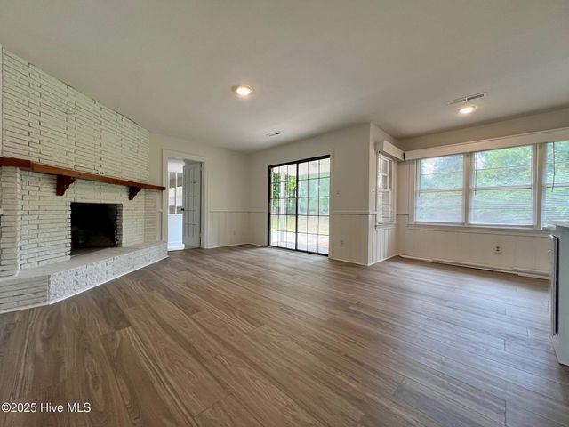 1570 Allen Road, Greenville, NC 27834