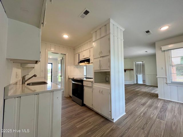 1570 Allen Road, Greenville, NC 27834