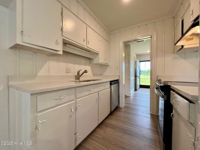 1570 Allen Road, Greenville, NC 27834