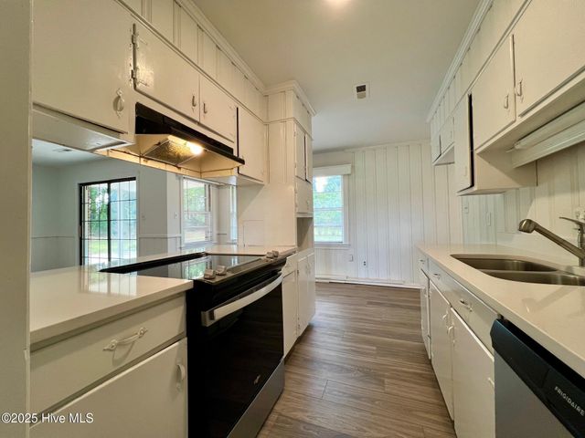 1570 Allen Road, Greenville, NC 27834