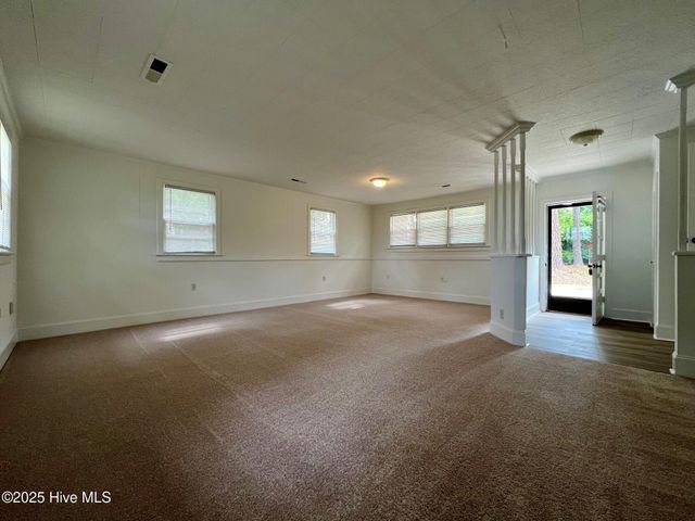 1570 Allen Road, Greenville, NC 27834