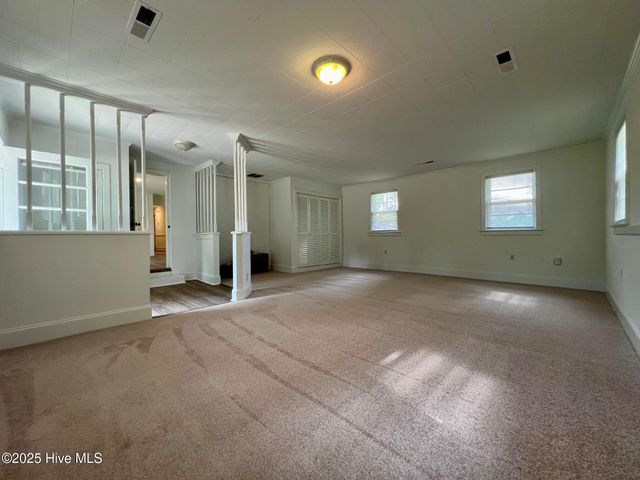 1570 Allen Road, Greenville, NC 27834