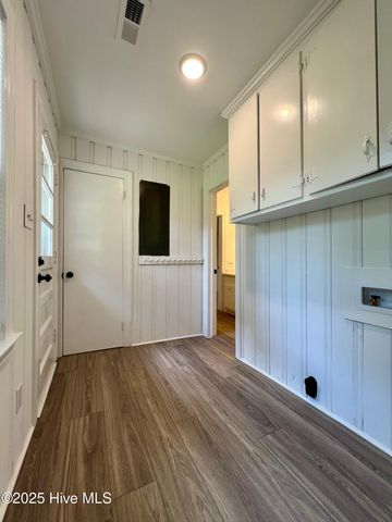 1570 Allen Road, Greenville, NC 27834