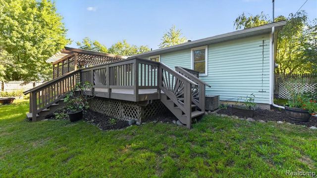2095 Qualla Avenue, Wixom, MI 48393