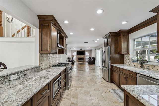 9149 MAPLE COURT, Seminole, FL 33777