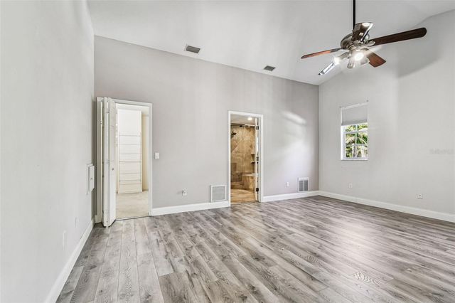 9149 MAPLE COURT, Seminole, FL 33777