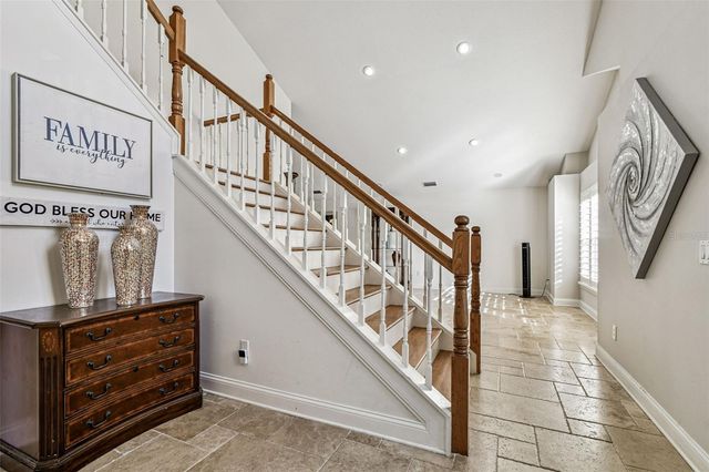 9149 MAPLE COURT, Seminole, FL 33777