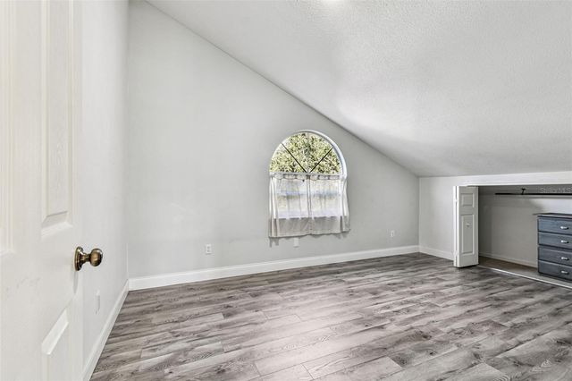 9149 MAPLE COURT, Seminole, FL 33777