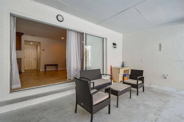 9149 MAPLE COURT, Seminole, FL 33777