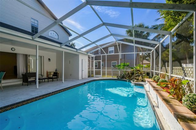 9149 MAPLE COURT, Seminole, FL 33777