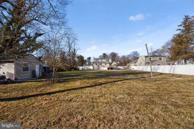 623 KENILWORTH AVE, Cherry Hill, NJ 08002