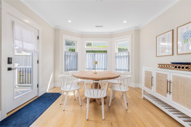 28 Carroll Avenue, Newport, RI 02840