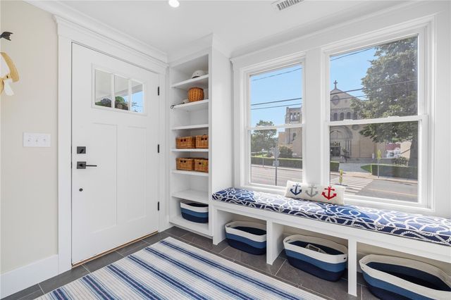 28 Carroll Avenue, Newport, RI 02840