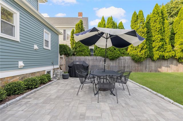 28 Carroll Avenue, Newport, RI 02840