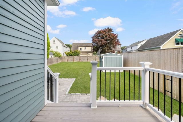 28 Carroll Avenue, Newport, RI 02840