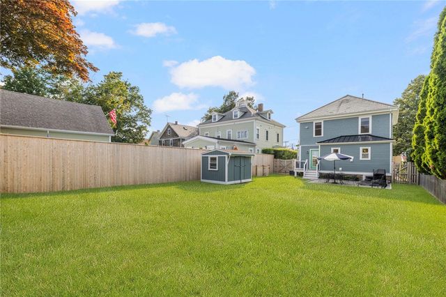 28 Carroll Avenue, Newport, RI 02840