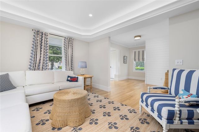 28 Carroll Avenue, Newport, RI 02840