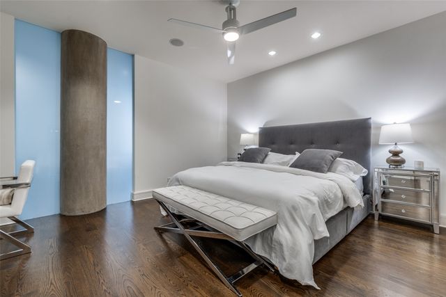 2408 Victory Park Lane 1132, Dallas, TX 75219