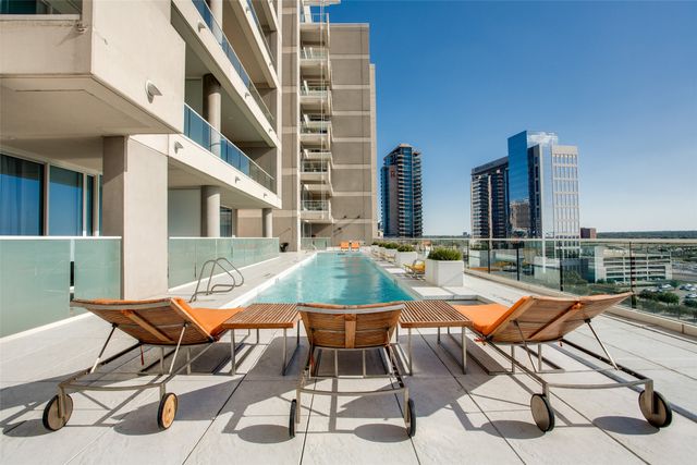 2408 Victory Park Lane 1132, Dallas, TX 75219